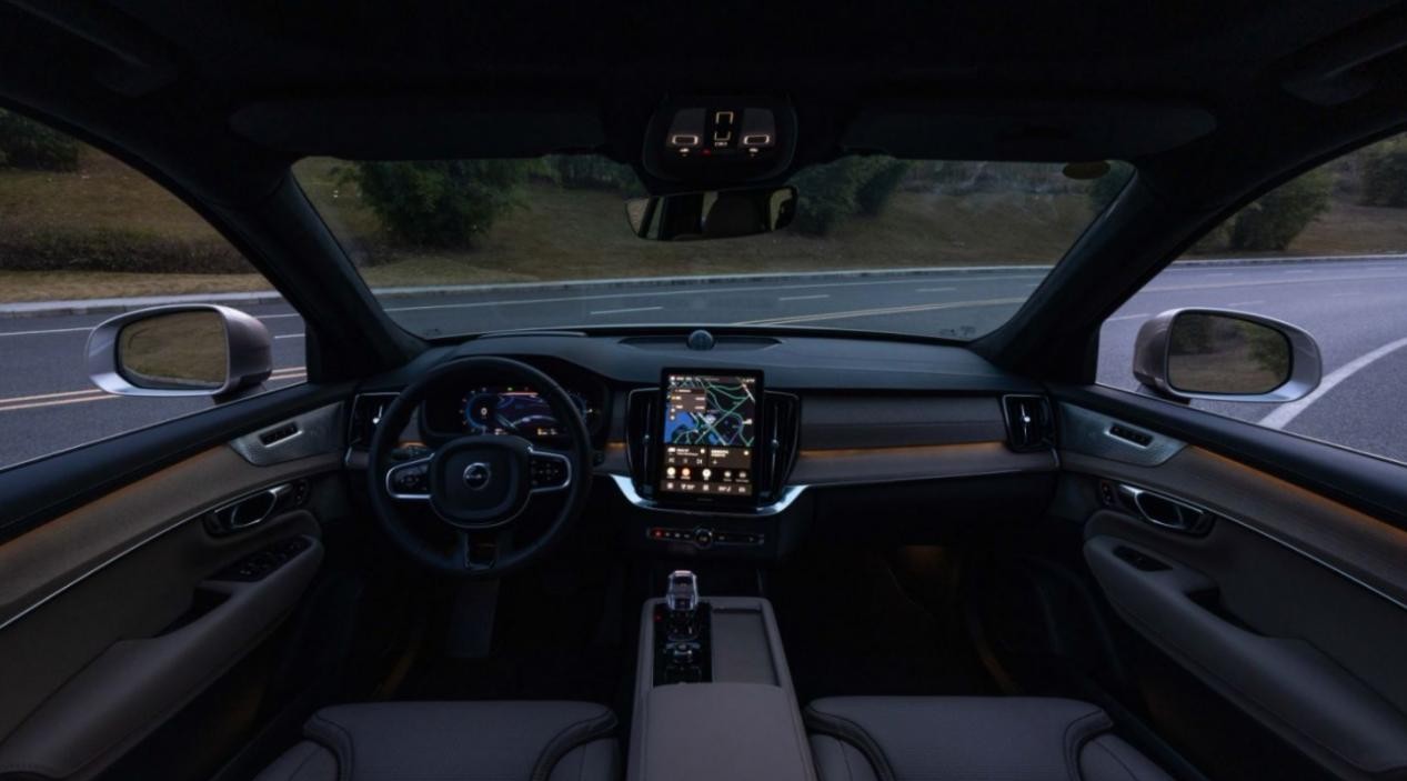 XC90和寶馬X5誰(shuí)更懂新中產(chǎn)?看實(shí)際用車(chē)差別