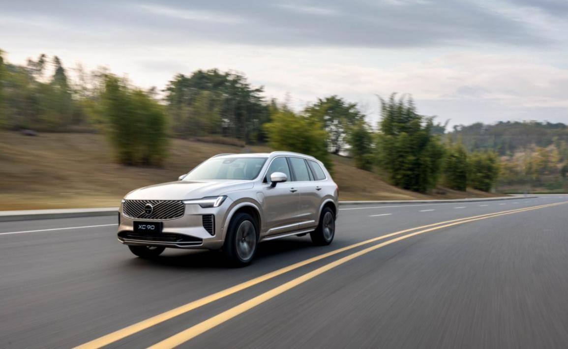 XC90和寶馬X5誰(shuí)更懂新中產(chǎn)?看實(shí)際用車(chē)差別